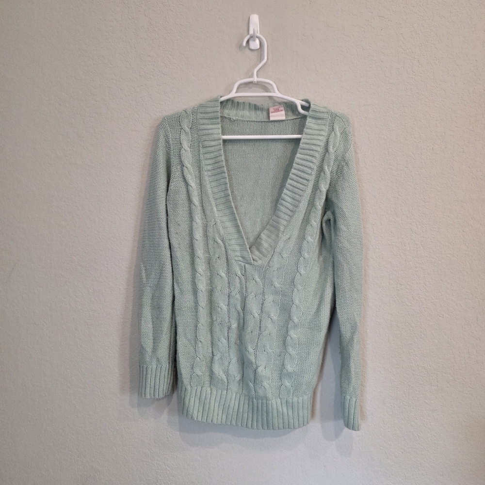 Faded Glory Mint Green Cable Knit V-Neck Sweater
